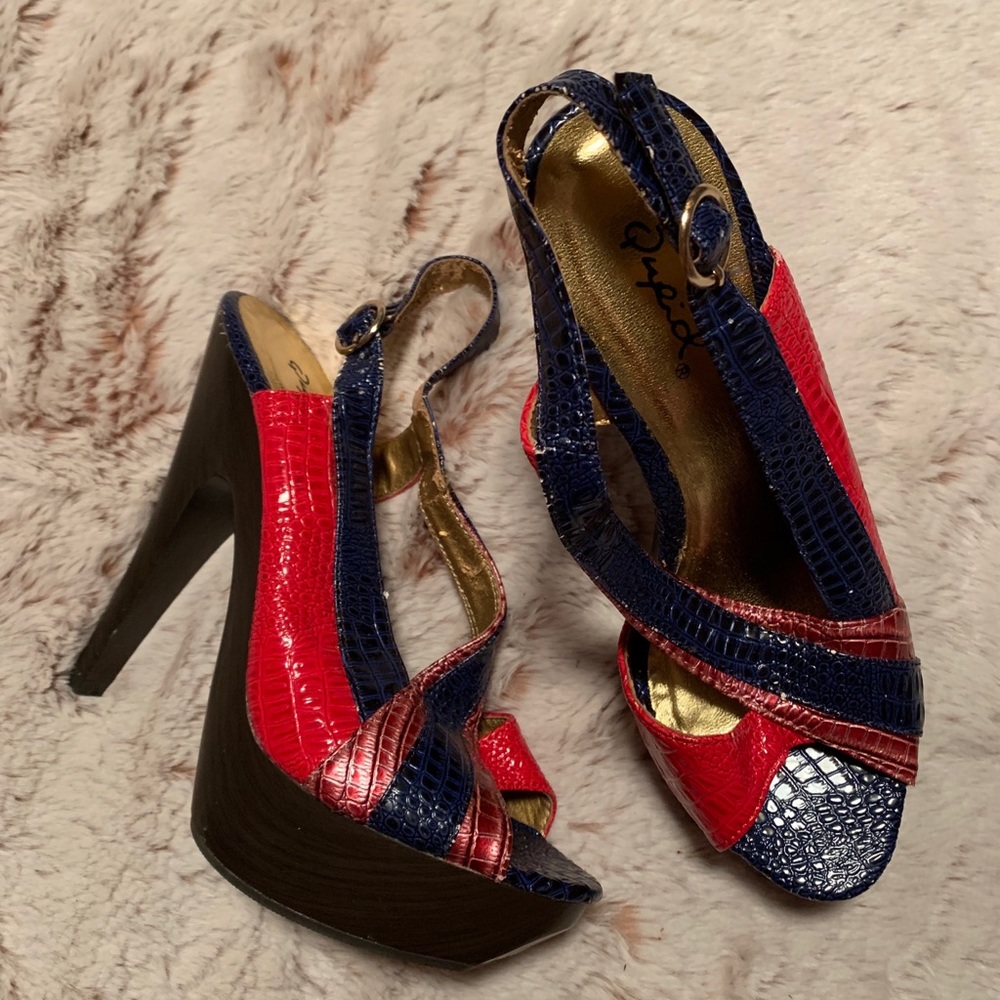 Y2K Qupid Faux Croc Platforms